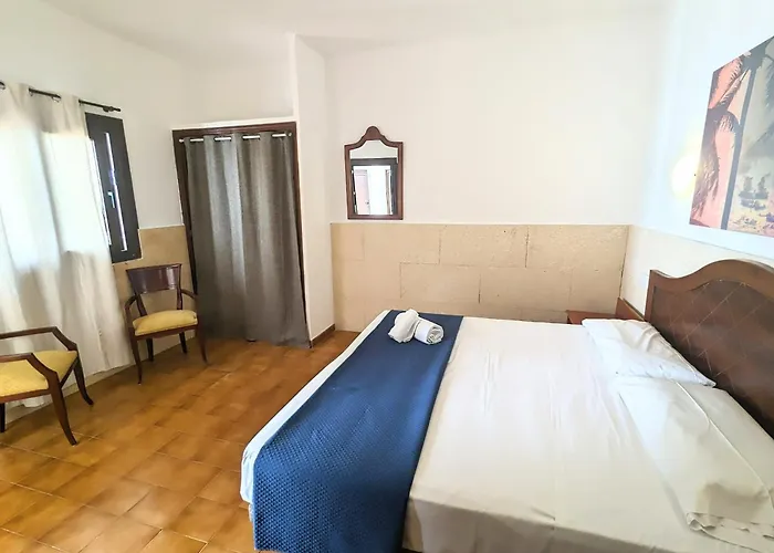 Don Carlos Friendly Hotel